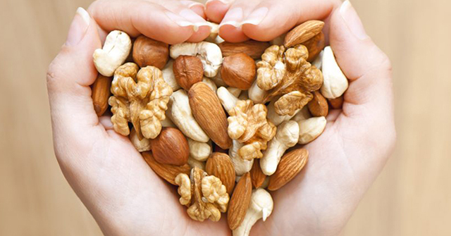 Active8me 11 Rejuvenating Foods for Stunning Youthful Skin Handful of nuts