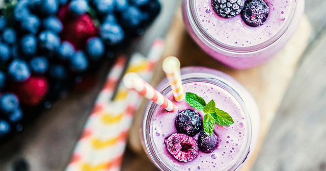 Active8me 11 Rejuvenating Foods for Stunning Youthful Skin berry smoothie