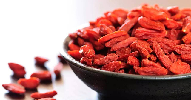 Active8me 5 Awesome Asian Superfoods for a Younger You goji berries