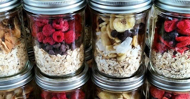 Active8me 5 Excuses That No Longer Work for Skipping Breakfast Mason jar oatmeal recipes