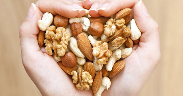 Active8me the truth about the paleo diet handful of nuts