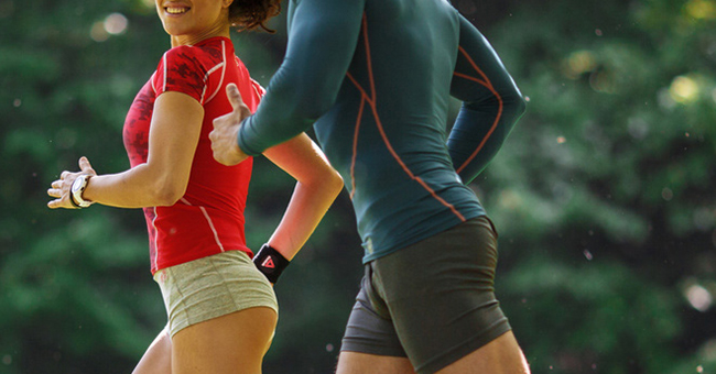 Active8me who doesnt want a toned butt heres why man woman jogging